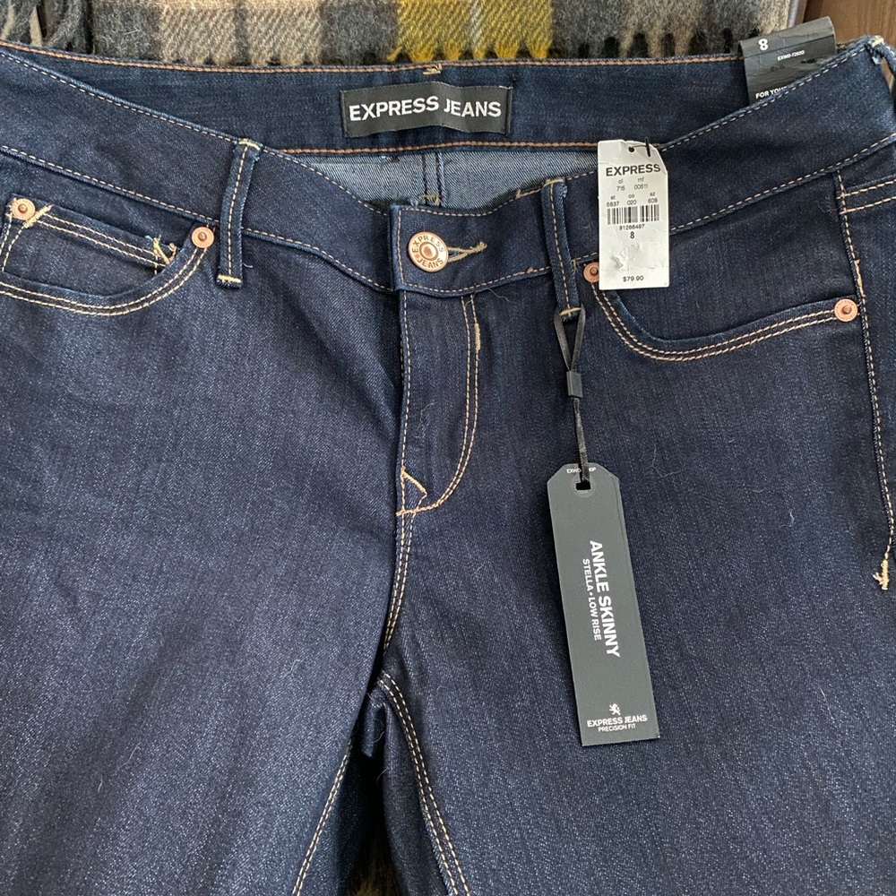 Express Stella jeans- Size 8- Skinny- Low Rise